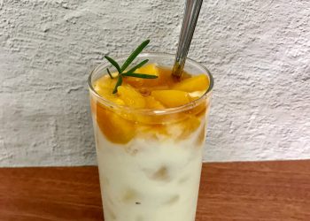 Sữa chua amazake đào